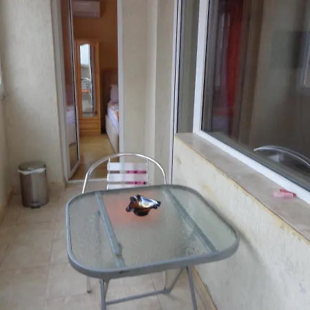 Moni 2 Veliko Tarnovo